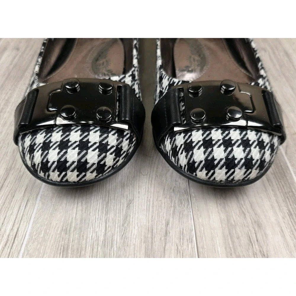 Sofft Womens Size 9M Black & White Houndstooth Buckle Slip On Ballet Flats Shoes